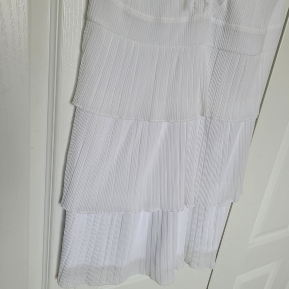 EXPRESS white Tiered Dress - Picture 5 of 15